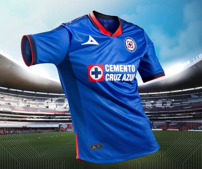 Cruz Azul presenta su nuevo jersey de local y visitante