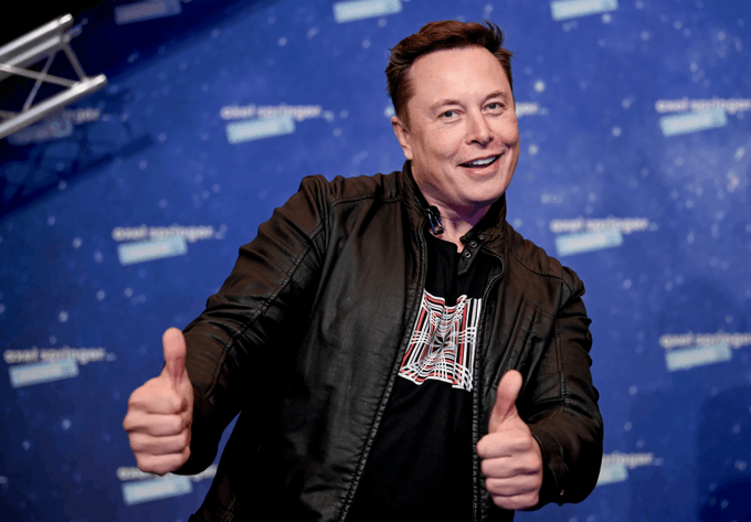 Elon Musk vuelve a ser el hombre más rico del mundo- Bloomberg