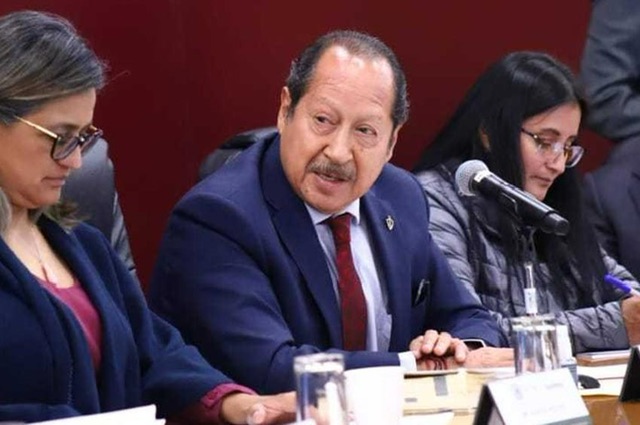 “Inadmisible” que la SCJN pretenda dictar al Congreso de la Unión su agenda legislativa y fije plazo para emitir una Ley General de Aguas: Leonel Godoy