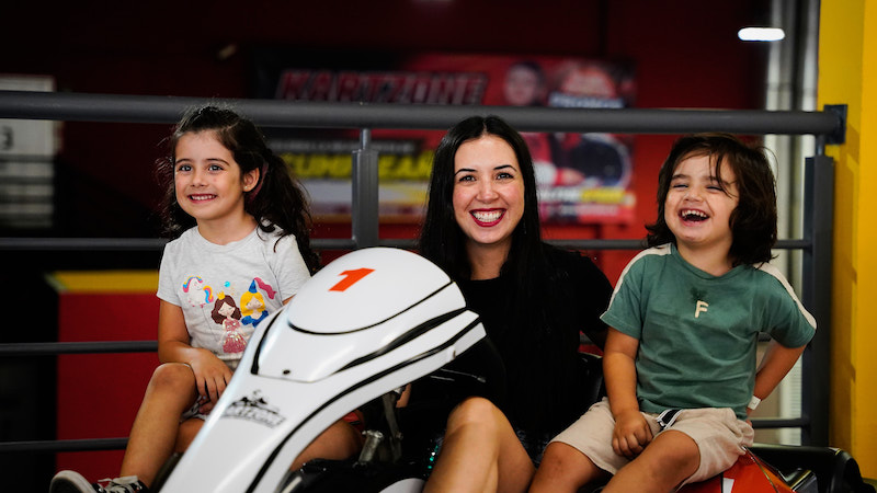 Fátima Torre en un día de paseo con sus hijos, Isabella y Diego en Cielo Abierto, Coyoacán