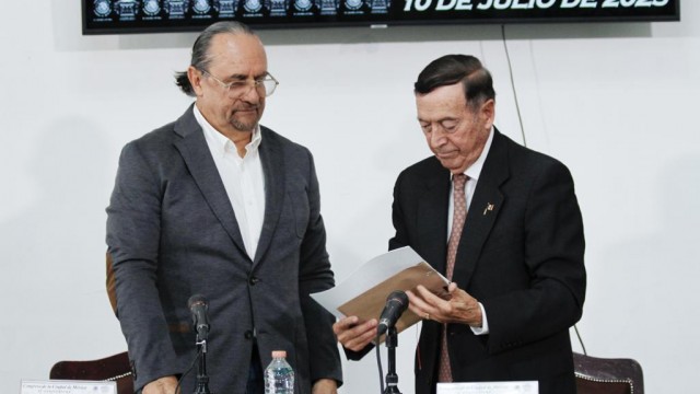 Entrega Ricardo Ruiz Suárez iniciativa con ‘Proyecto de Decreto’ contra la tala ilegal en CDMX