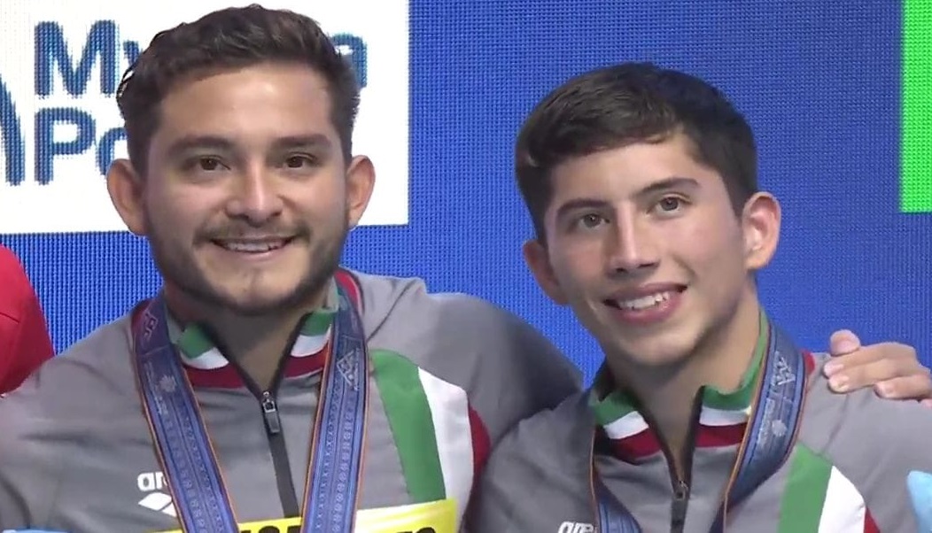 Con una gran actuación, Kevin Berlín🇲🇽y Randal Willars se llevaron la tercera posición en la final de sincronizados plataforma 10m.