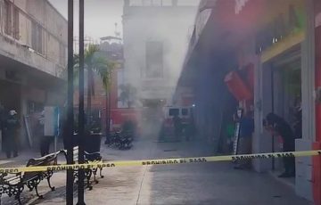 Se incendia tienda de ropa en el centro de Mérida