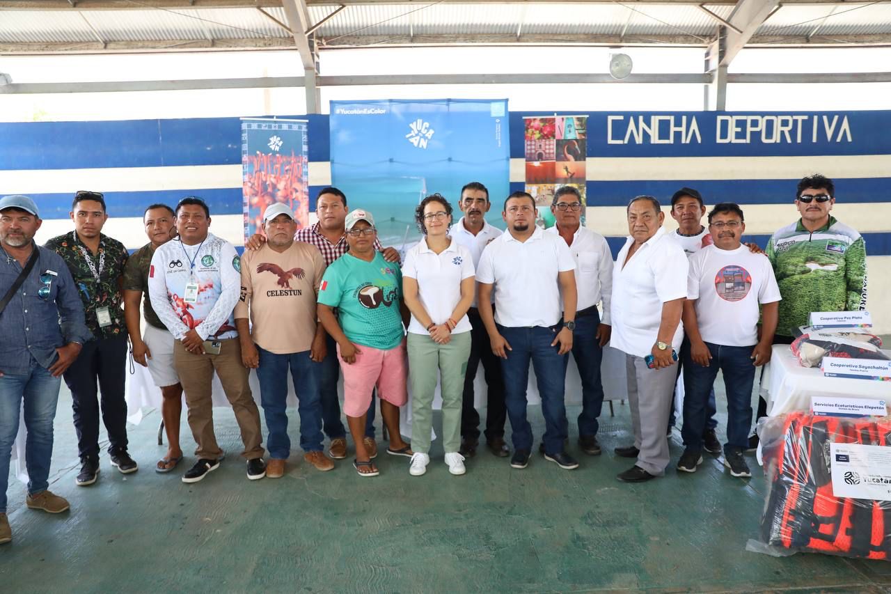 Sefotur entrega apoyos a cooperativas turísticas de la Riviera yucateca