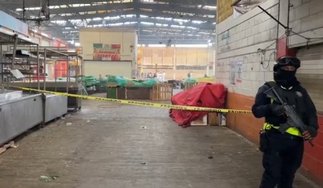 Sube a 9 el número de muertos tras incendio en la Central de Abastos de Toluca