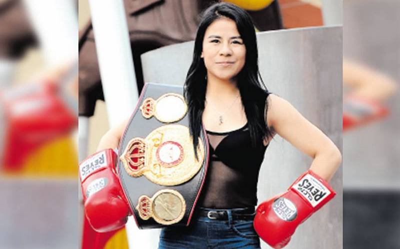 Montserrat ‘Raya’ Alarcón, bicampeona del box le desea éxito a Claudia Sheinbaum rumbo al 2024