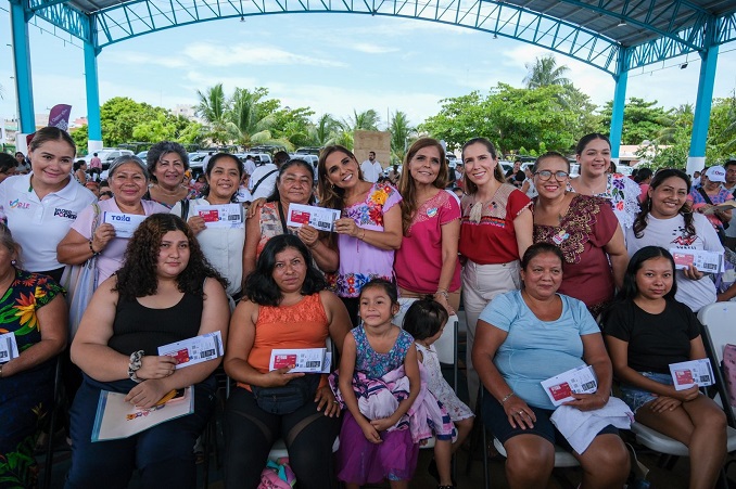 ,mujeres, Mujer es Poder, programa social, empoderamiento femenino, Mara Lezama, Isla Mujeres
