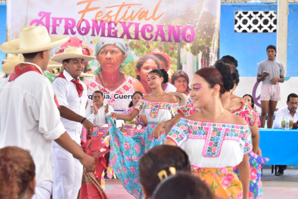 Se realizó el “Festival Afromexicano” en Marquelia para festejar el cuarto Aniversario de la Reforma Constitucional