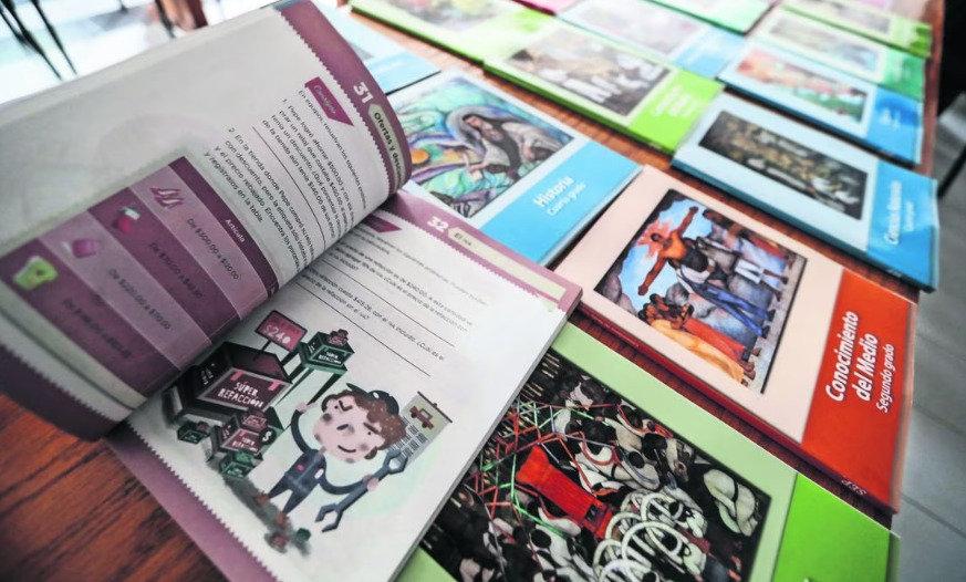 Gobernadores de Morena se suman a debate por libros de la SEP; “que se distribuyan y se lean“, piden