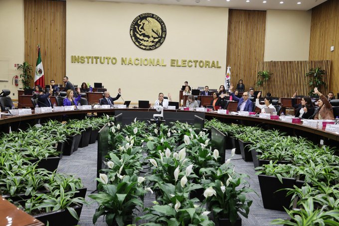 Partidos deberán postular 5 candidatas a gobernadoras: INE