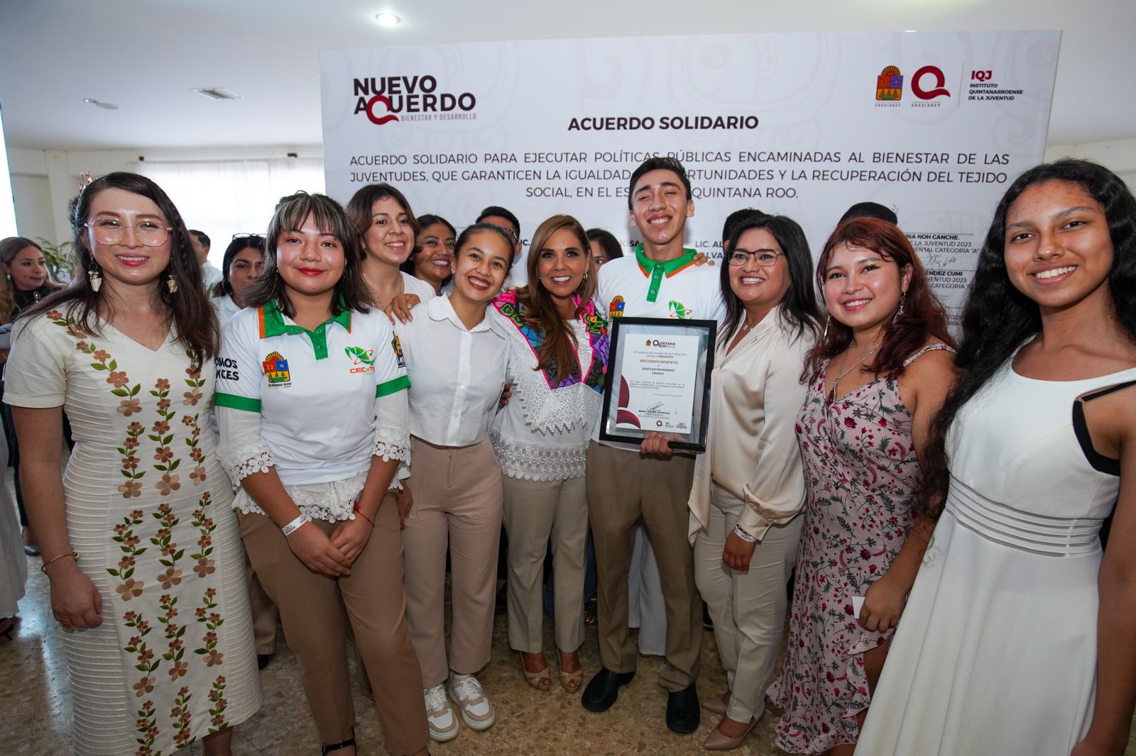 Mara Lezama entrega el Premio Estatal de la Juventud 2023
