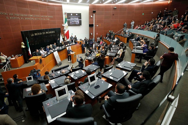 Proponen senadoras alternancia entre hombres y mujeres en gubernaturas de estados de la República