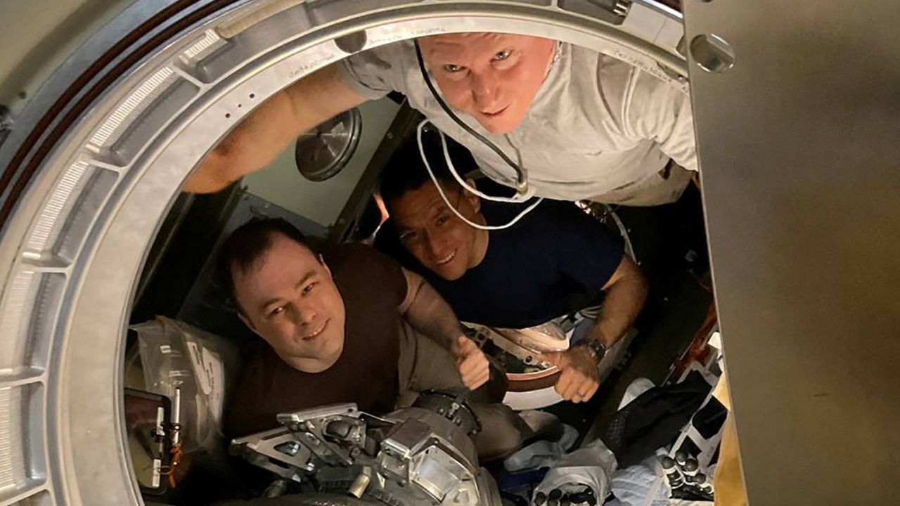 Astronautas volvieron a la Tierra tras pasar más de un año ‘varados’ en el espacio