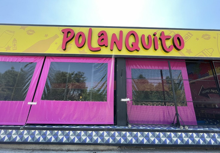 Fiscalía de Puebla asegura el bar 'Polanquito' tras golpiza a joven