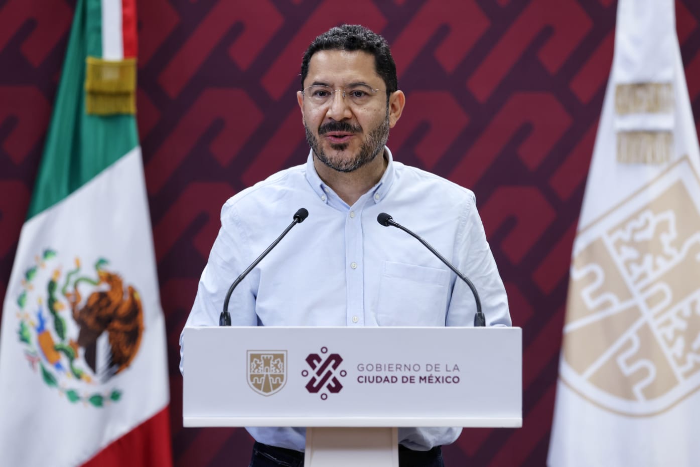 Llama Martí Batres a Gobierno Central a mantenerse al margen del proceso electoral local