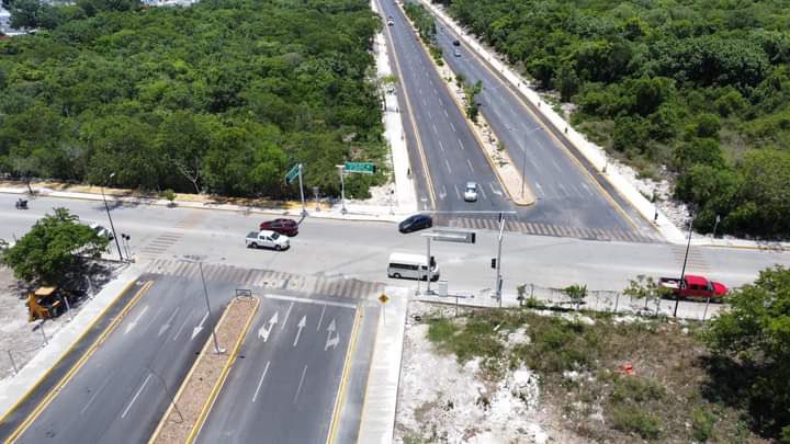 ¿Construyeron una “carretera chueca” en Playa del Carmen?