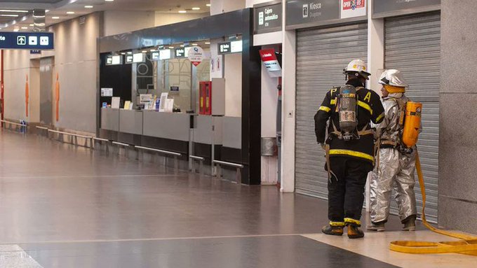 Desalojan aeropuerto de Buenos Aires por amenaza de bomba