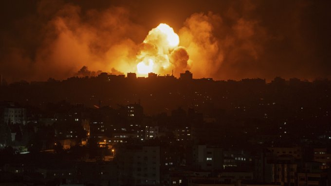 Hamás amenaza con ejecutar a rehenes israelíes si continúan bombardeos en Gaza