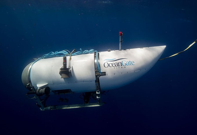 Recuperan posibles restos humanos del submarino ‘Titán’