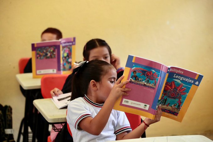 Reinician la distribución de libros de texto en Chihuahua