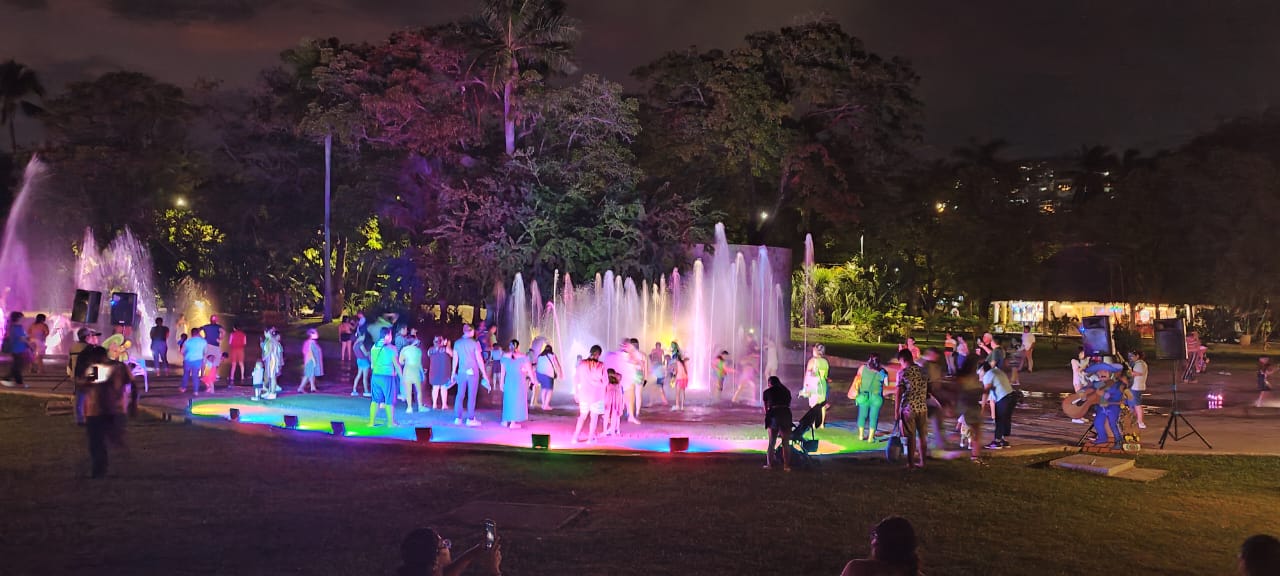 Se consolida el parque Papagayo como el sitio cultural y de recreación de las familias acapulqueñas