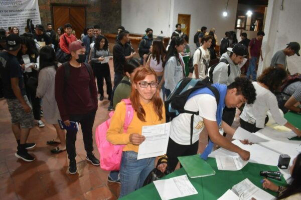 Se destina más de 2 millones de pesos para estudiantes universitarios en la Alcaldía La Magdalena Contreras
