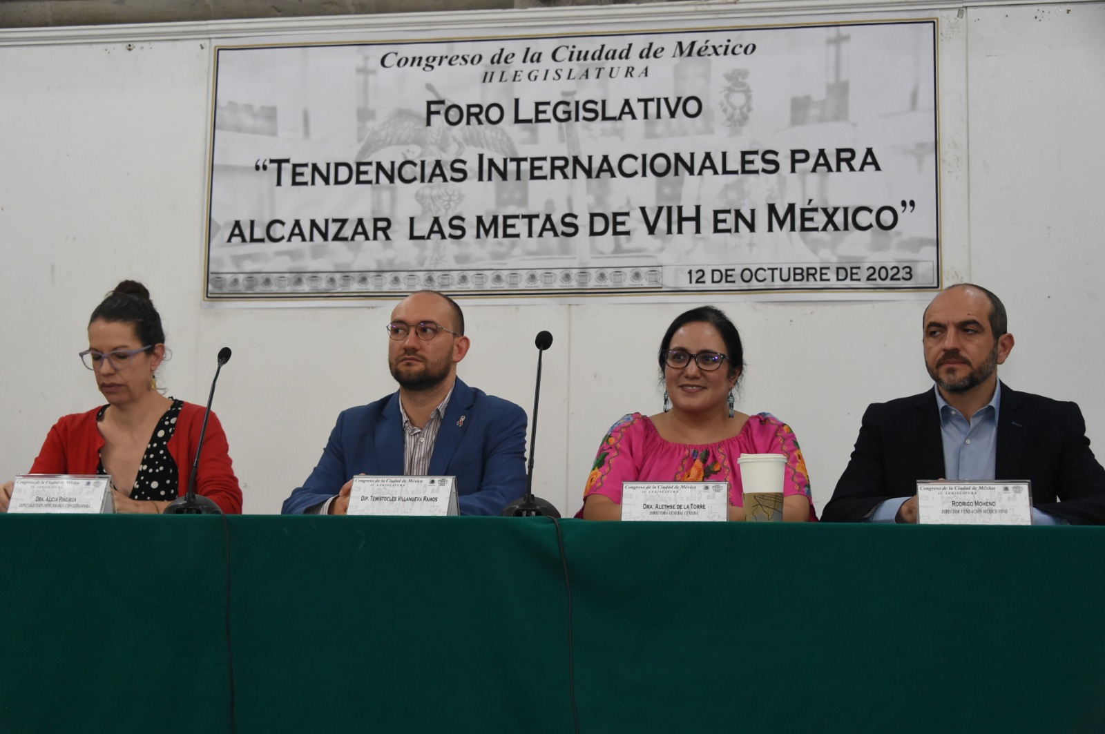 En foro, analizan problemática de atención y prevención del VIH