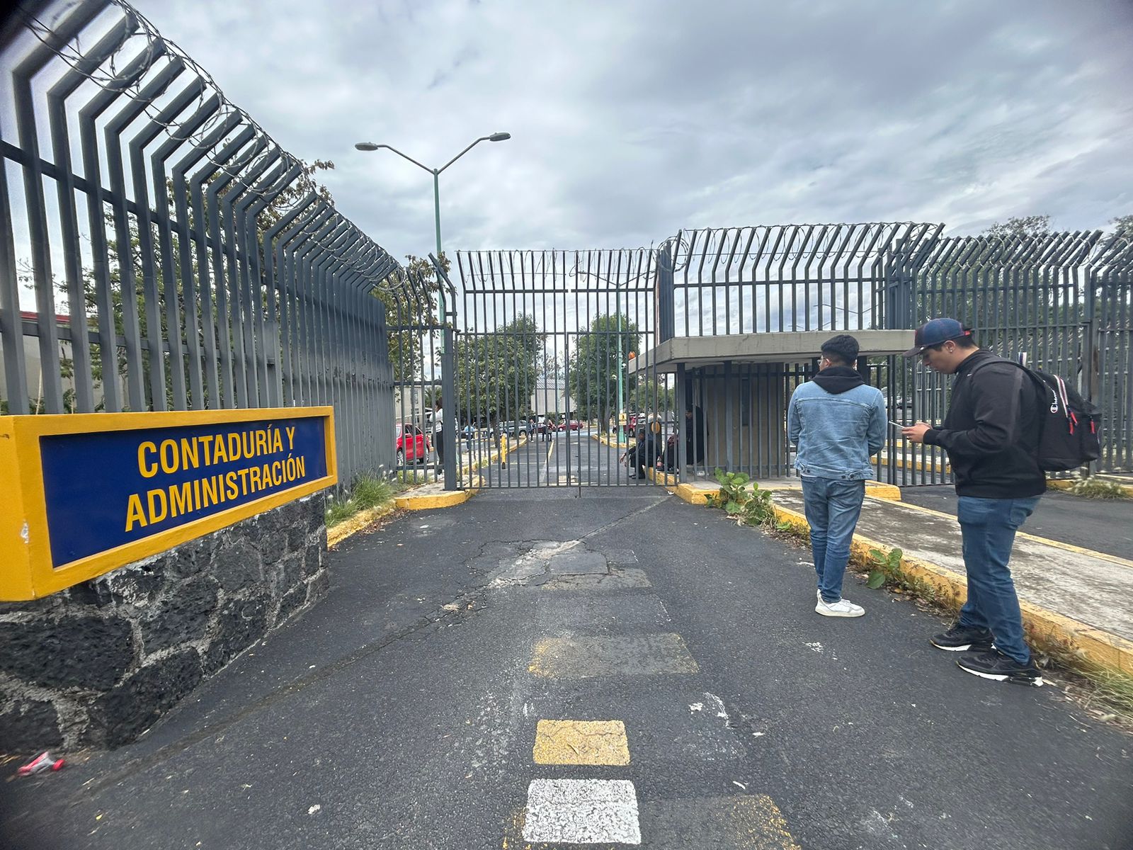 Detienen a 4 personas tras irrupción en Facultad de Contaduría de la UNAM