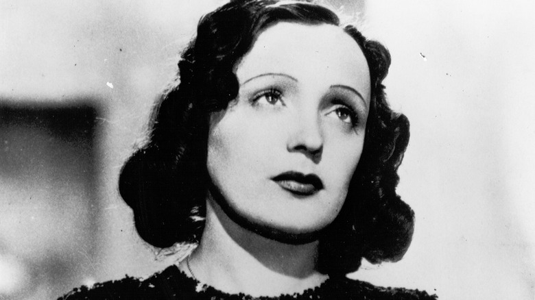 Edith Piaf biopic IA