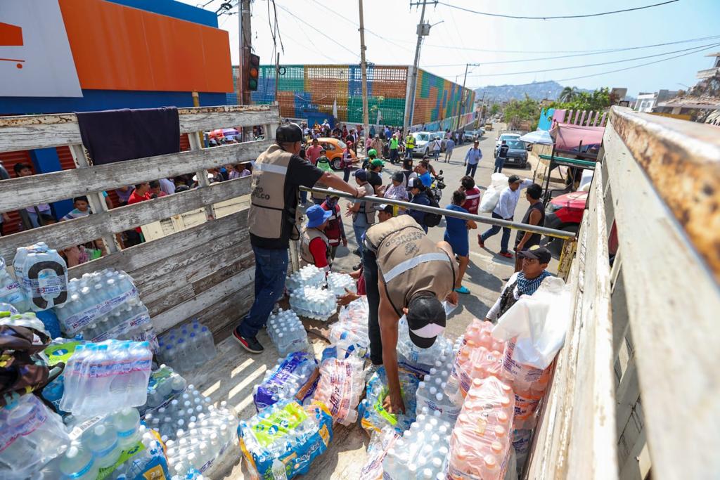 Acelera Evelyn Salgado reconstrucción de Acapulco; prioriza alimentación, agua potable, abasto y reactivación económica