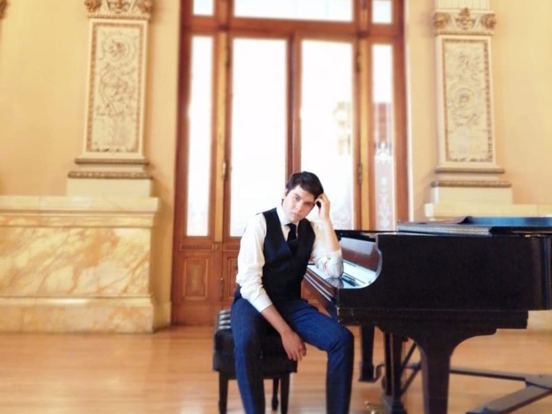 Invita el Conservatorio Nacional de Música al concierto de piano de Roger Ritter