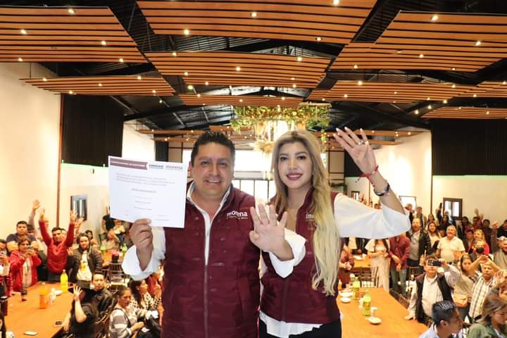 José Antonio García se registra como aspirante de Morena a la presidencia municipal de Huixquilucan