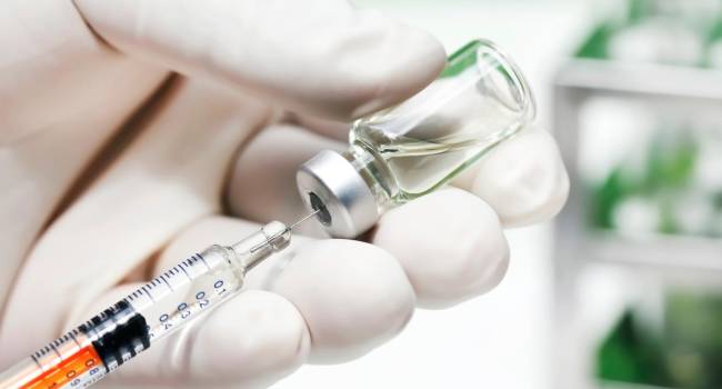 Vacuna antineumocócica previene 90% riesgo de neumonía grave; es gratuita en sector Salud