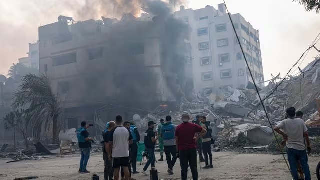 Israelíes atacan edificio de Médicos Sin Fronteras