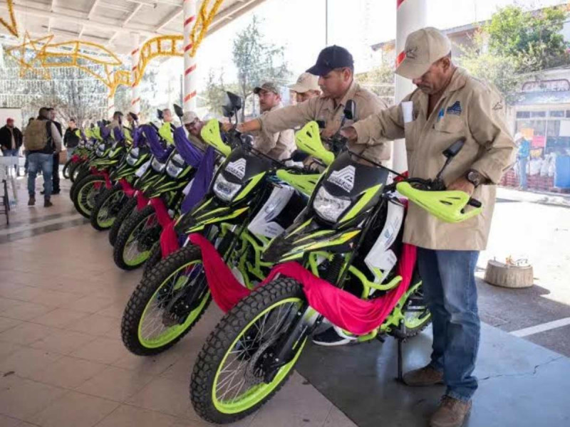 Chihuahua refuerza al sector salud con 30 motocicletas
