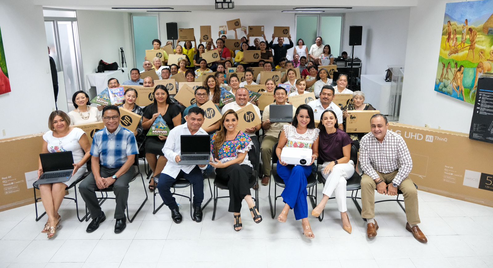 Mara Lezama fortalece la educación básica en Quintana Roo