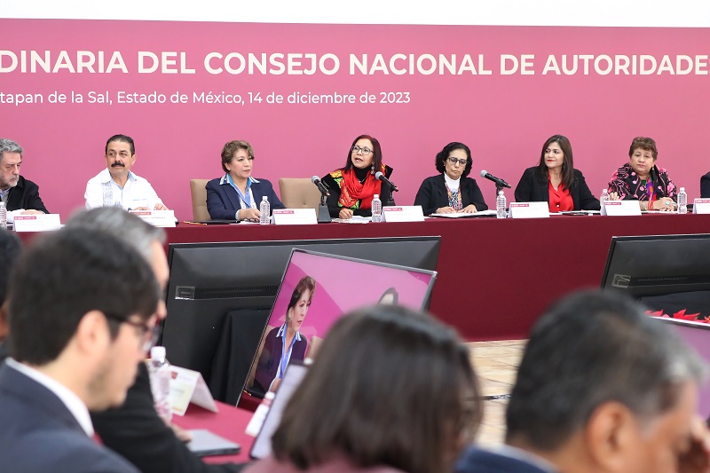 Libros de Texto Gratuitos fortalecen la escuela pública y dejan atrás el conocimiento memorístico: Leticia Ramírez Amaya