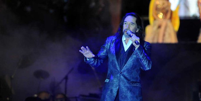 Salinas Pliego anuncia concierto de ‘El Buki’ en Mazatlán