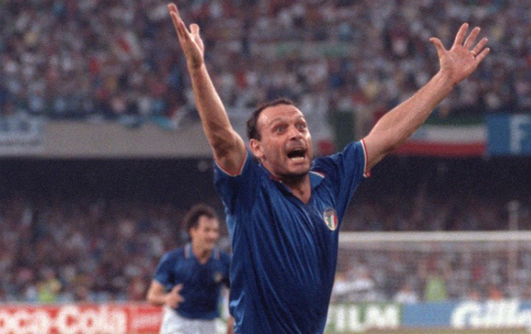 Salvatore Schillaci ganó el Balón de Oro de la Copa del Mundo. En el mundial de 1990, anotó más goles que Maradona.
