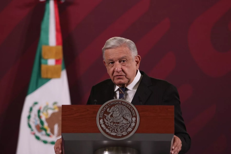 Presume AMLO reducción de pobreza laboral