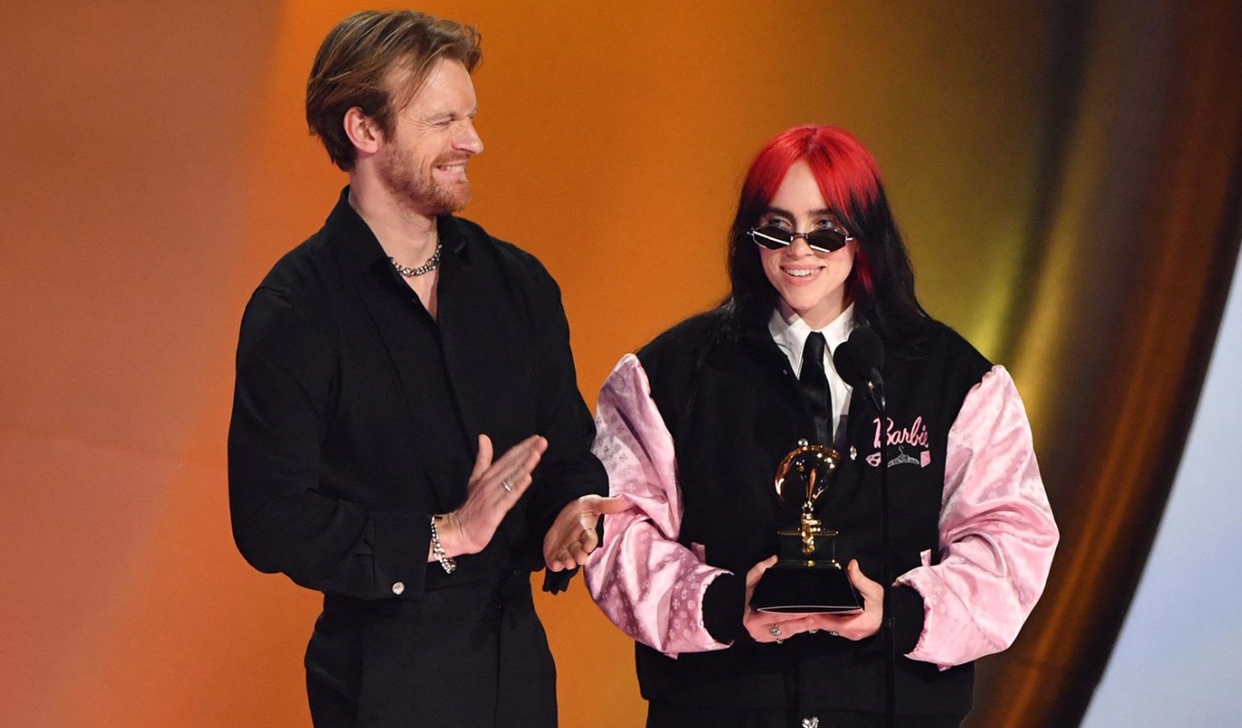 Barbie triunfa en los Grammy 2024 junto a Billie Eilish