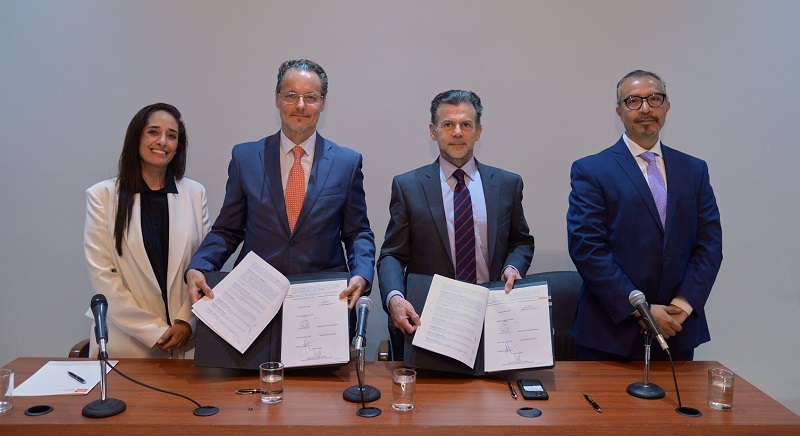 Firma de acuerdo de colaboración académica Grupo BMV y Universidad Iberoamericana