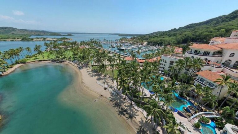 Tres Hoteles de playa perfectos para disfrutar al máximo de las vacaciones en Colima