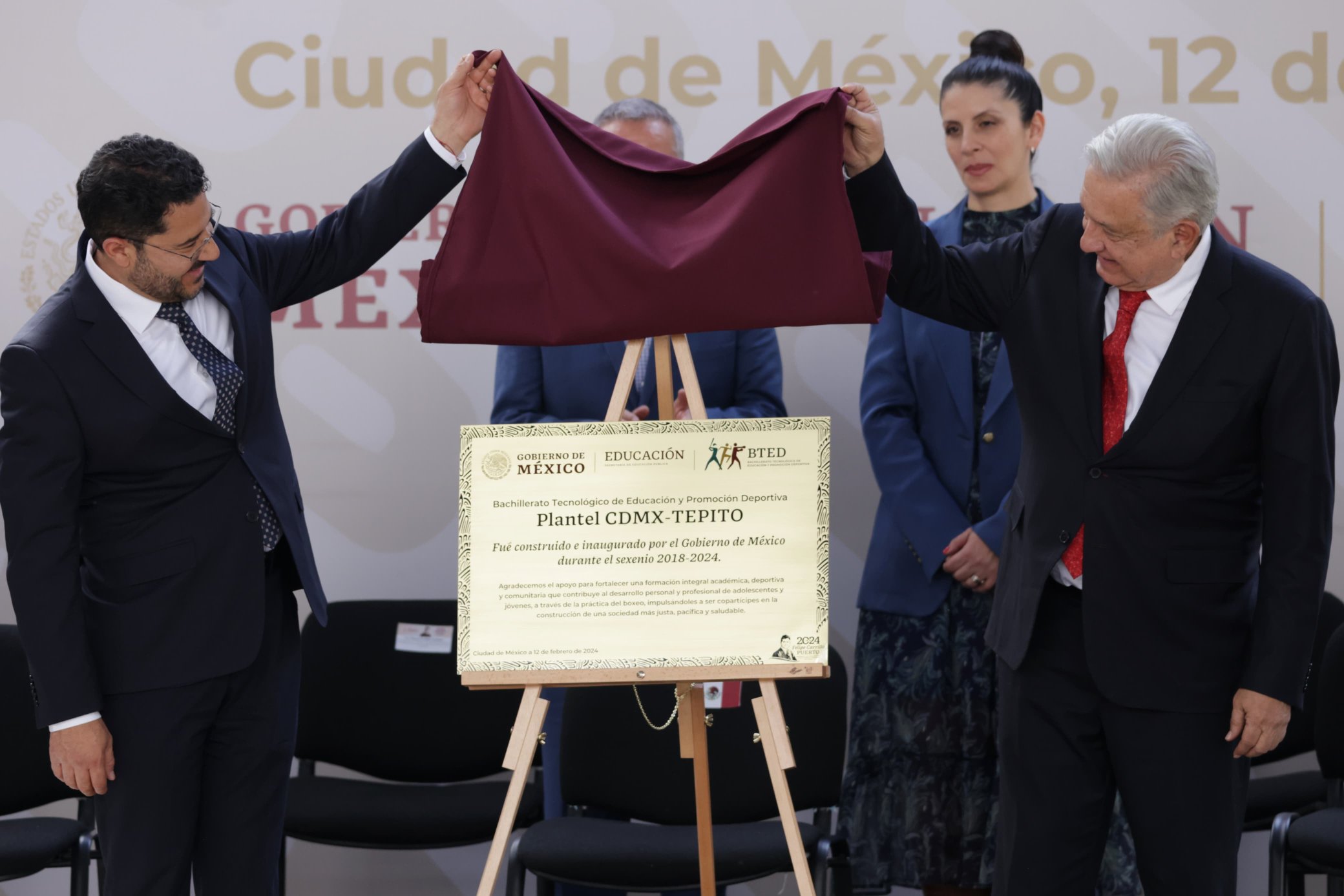 Inauguran Bachillerato Tecnológico en Tepito para Fomentar Educación Integral y Deporte