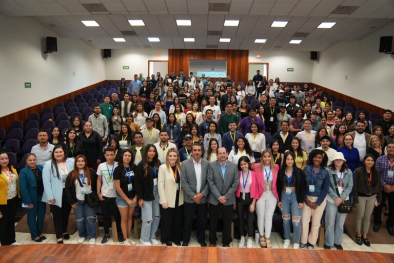 Estudiantes de América del Sur eligen la UAS para complementar su educación universitaria