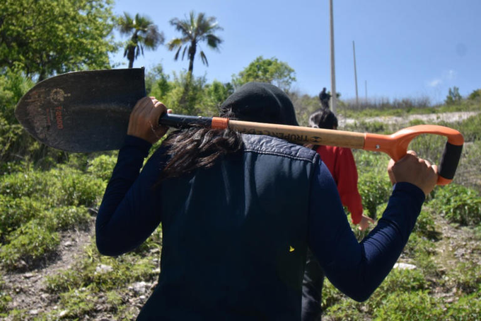 Hallan al menos seis cuerpos en fosas clandestinas de Tabasco