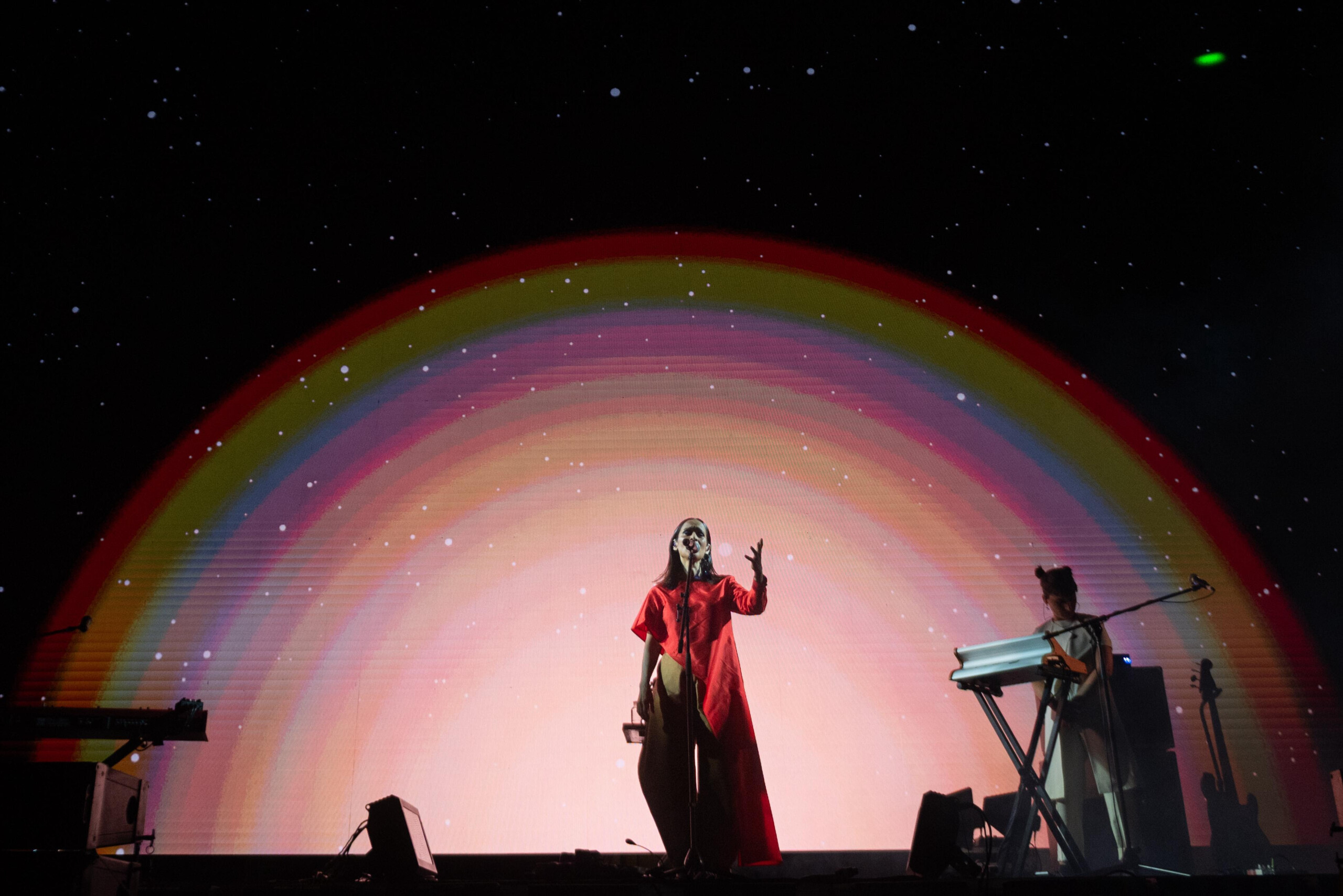 Julieta Venegas cautiva a más de 80 mil personas en concierto masivo en el Zócalo de la Ciudad de México