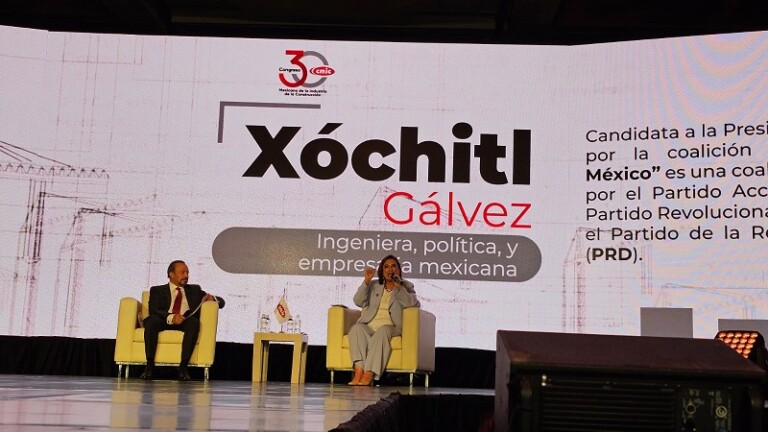 Xóchitl Gálvez presenta ante empresarios su plan de Infraestructura: promete fin a corrupción y el regreso al sector privado