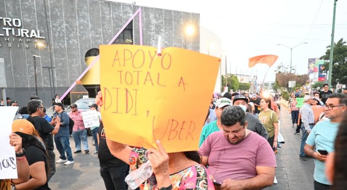 Conductores de DiDi y Uber marcharon en Tuxtla Gutiérrez; piden parar cacería