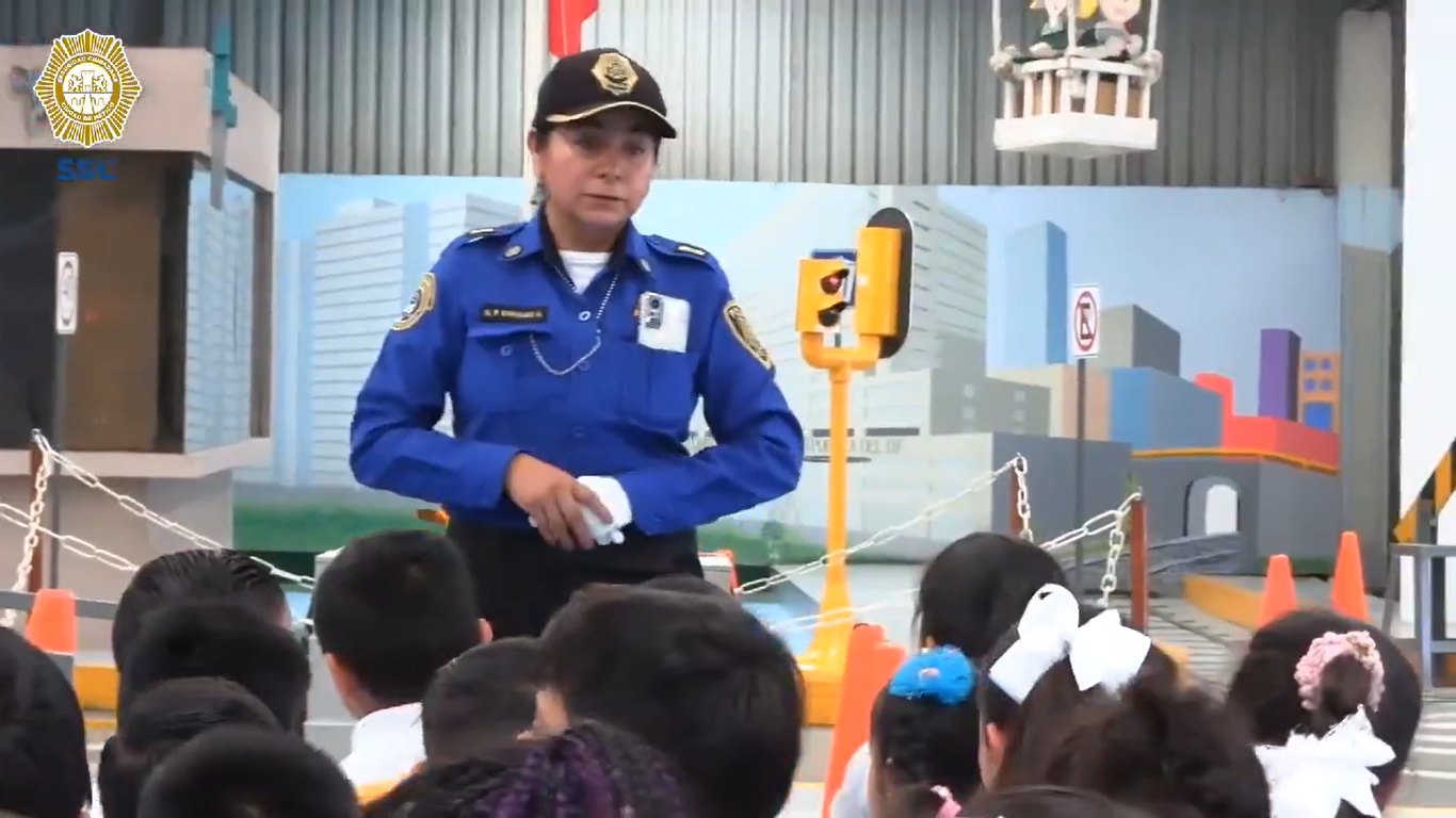 Niños de preescolar visitan Campo Vial para aprender sobre convivencia segura